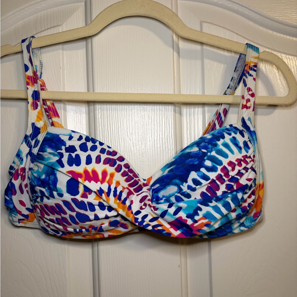 La Blanca Multicolor Printed Bikini Top